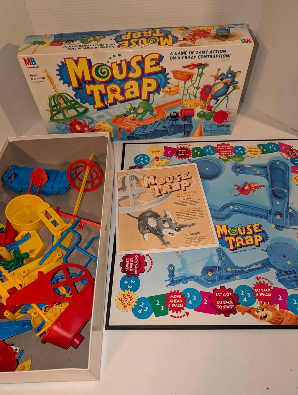 1999 Mouse Trap Game by Milton Bradley Complete in Great Condition Like New